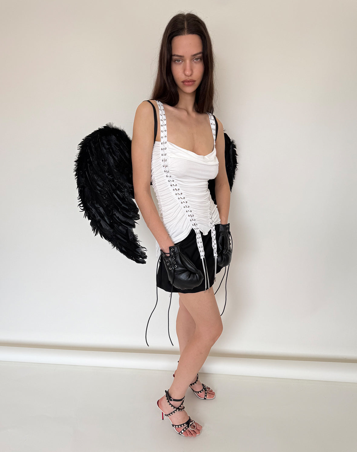 nodress タンクトップ White Modal Tank Top with Tie-Strap – Nφdress