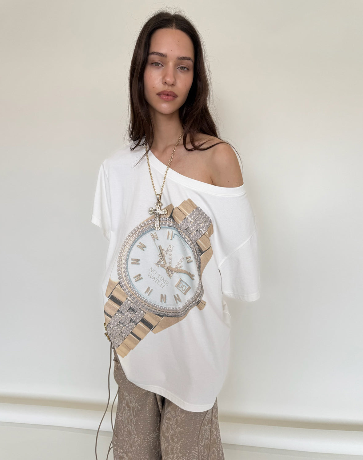 ノータイムウォッチ」ラージTシャツ – Nφdress