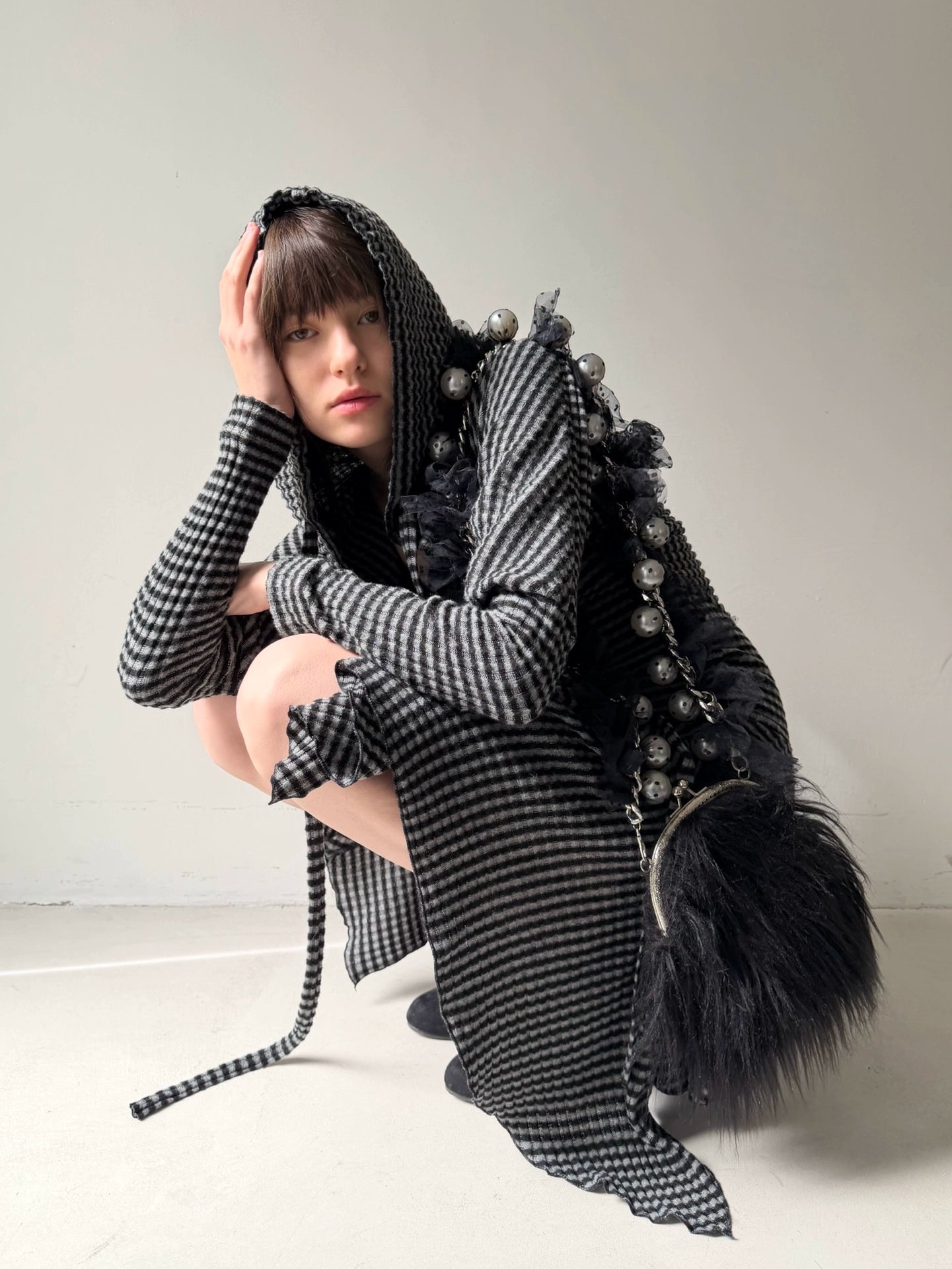 nodress knit hoodie dress ノードレス itimi Black & White Striped Knit Hoodie Dress – Nφdress